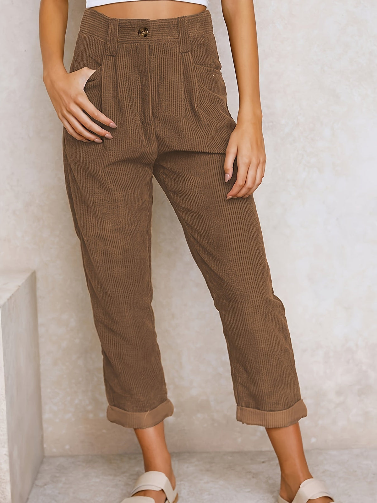 Tryntsje | Relaxed Tapered Corduroy Pants