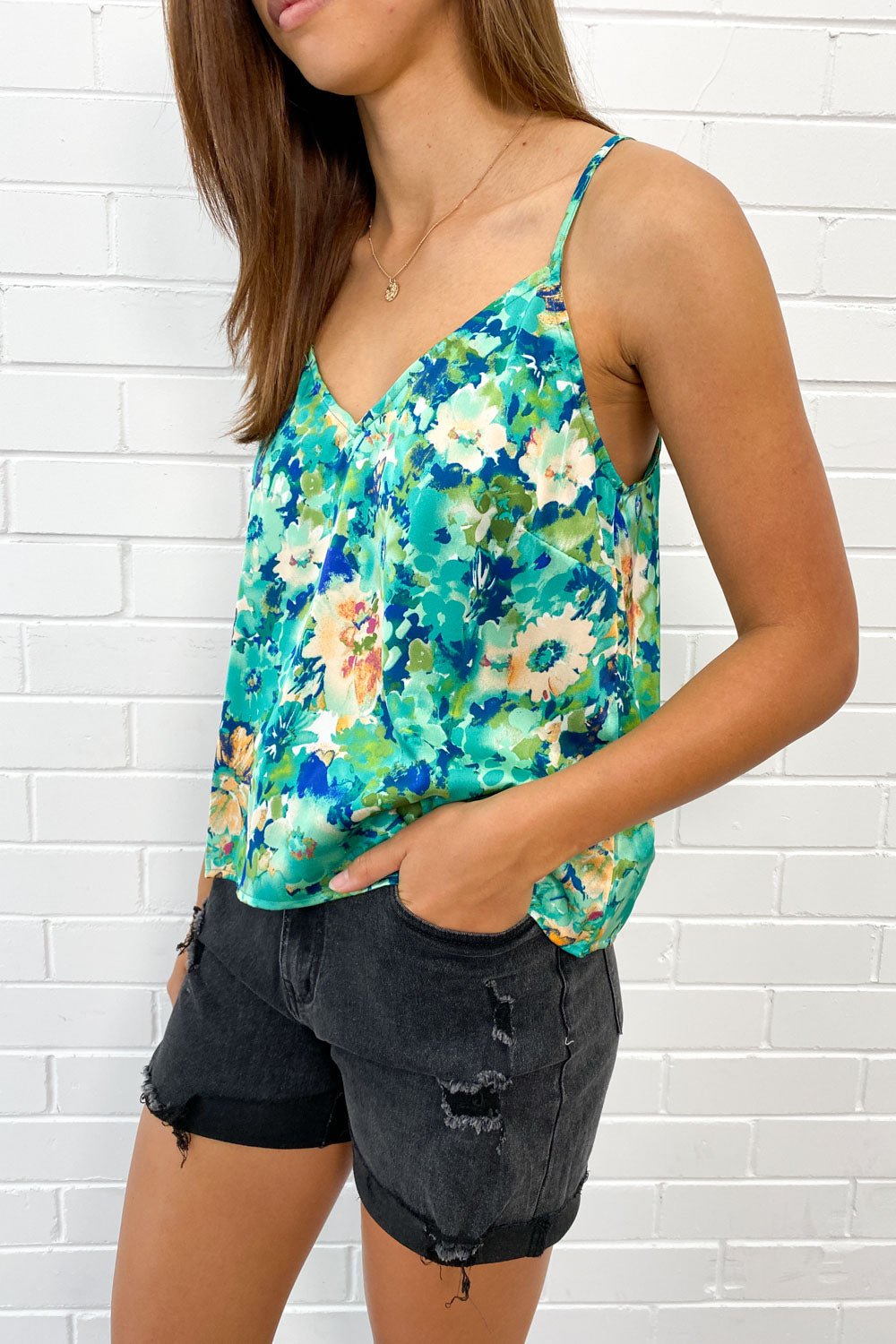 Vivian | Chic Cami Sleeveless