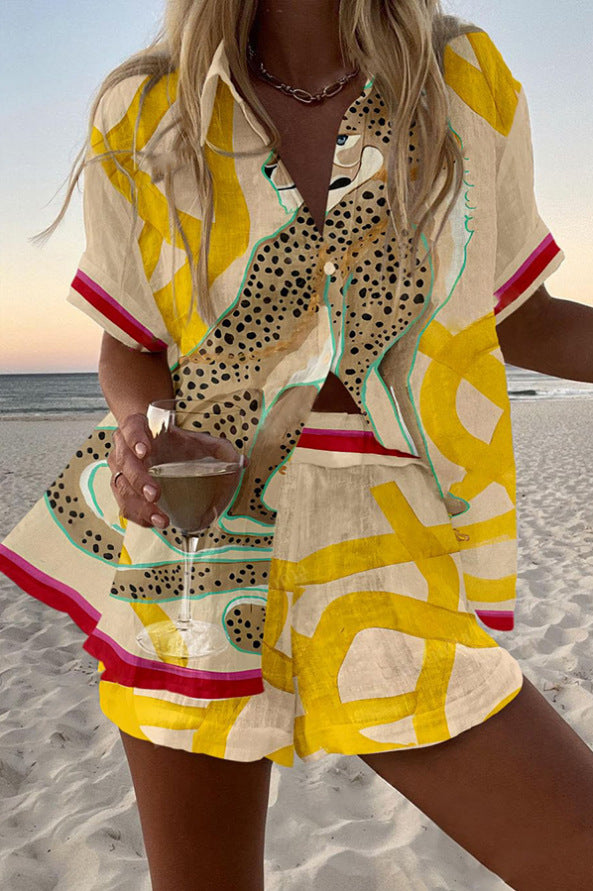 Judith | Short linen set with leopard print.