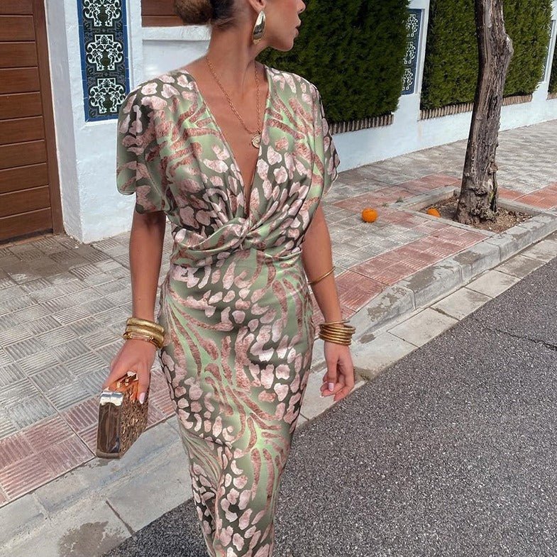 Isa | Elegant V-Neck Dress