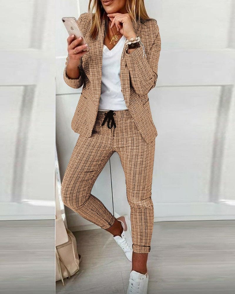 Gitte | Plaid Blazer & Slim Ankle Pants Set