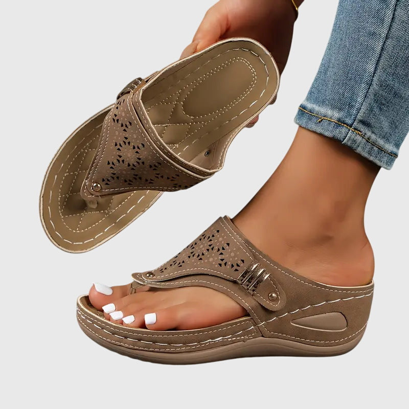 Maëva | Slip-On Wedge Sandals