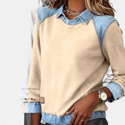 Long-sleeve sweater detail of the knit texture