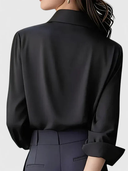 Marlowe | Hidden Button Blouse