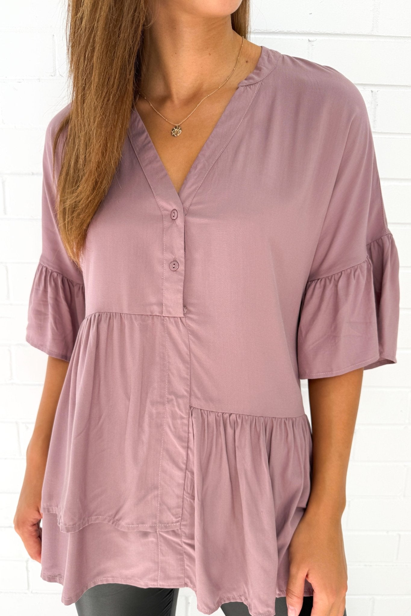 Elvie | Effortless Sleek Blouse