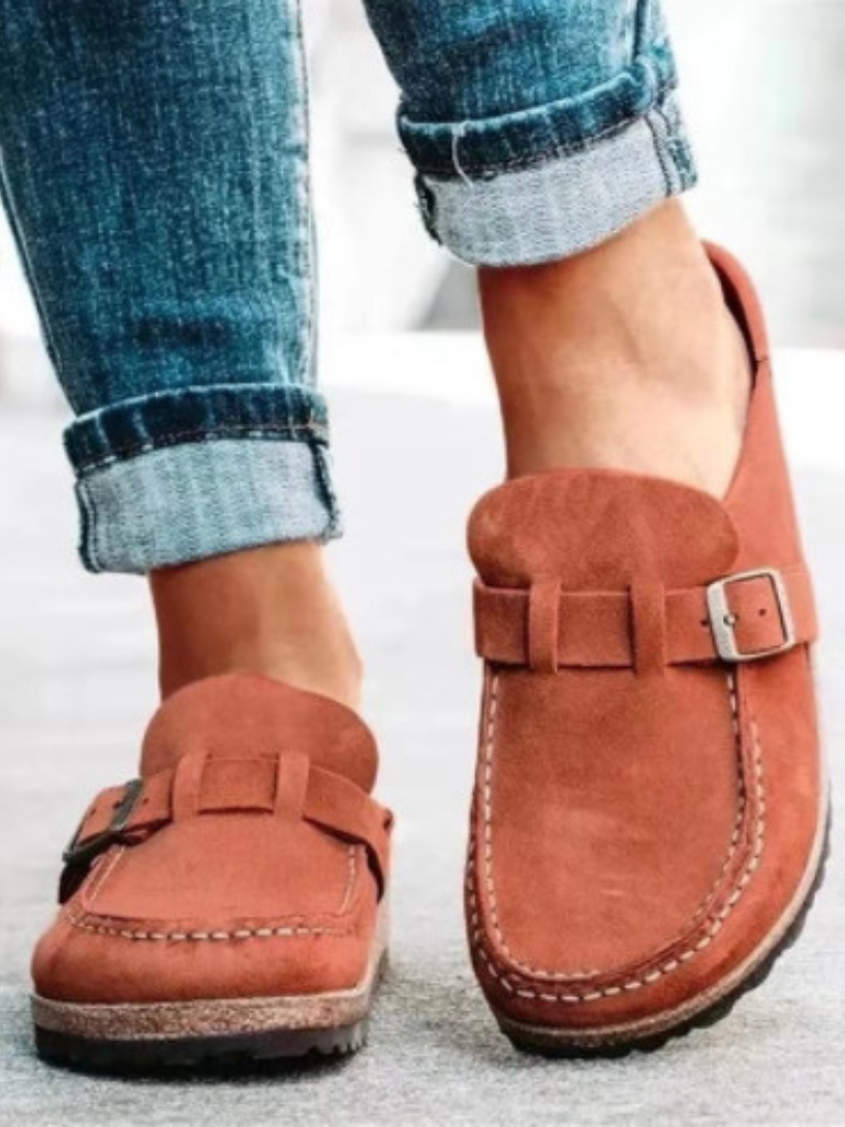 Delphinia | Buckle-Strap Loafers