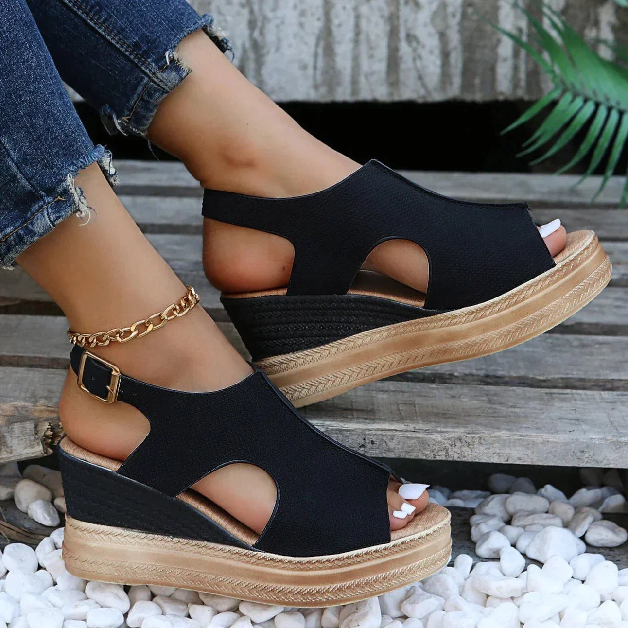 Marivelle - Relaxed Wedge Sandals