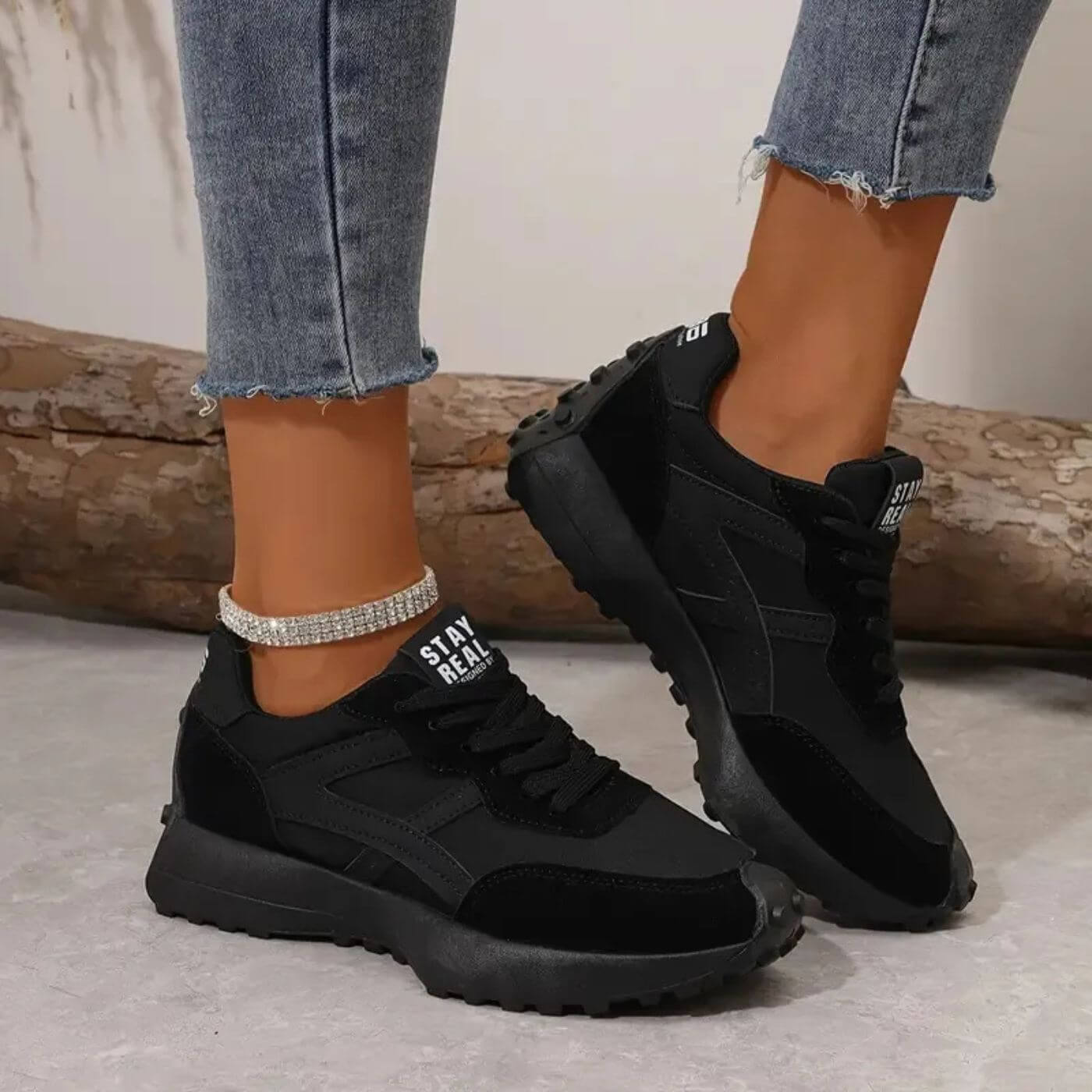 Marit | Slip-Resistant Cushioned Walking Sneakers