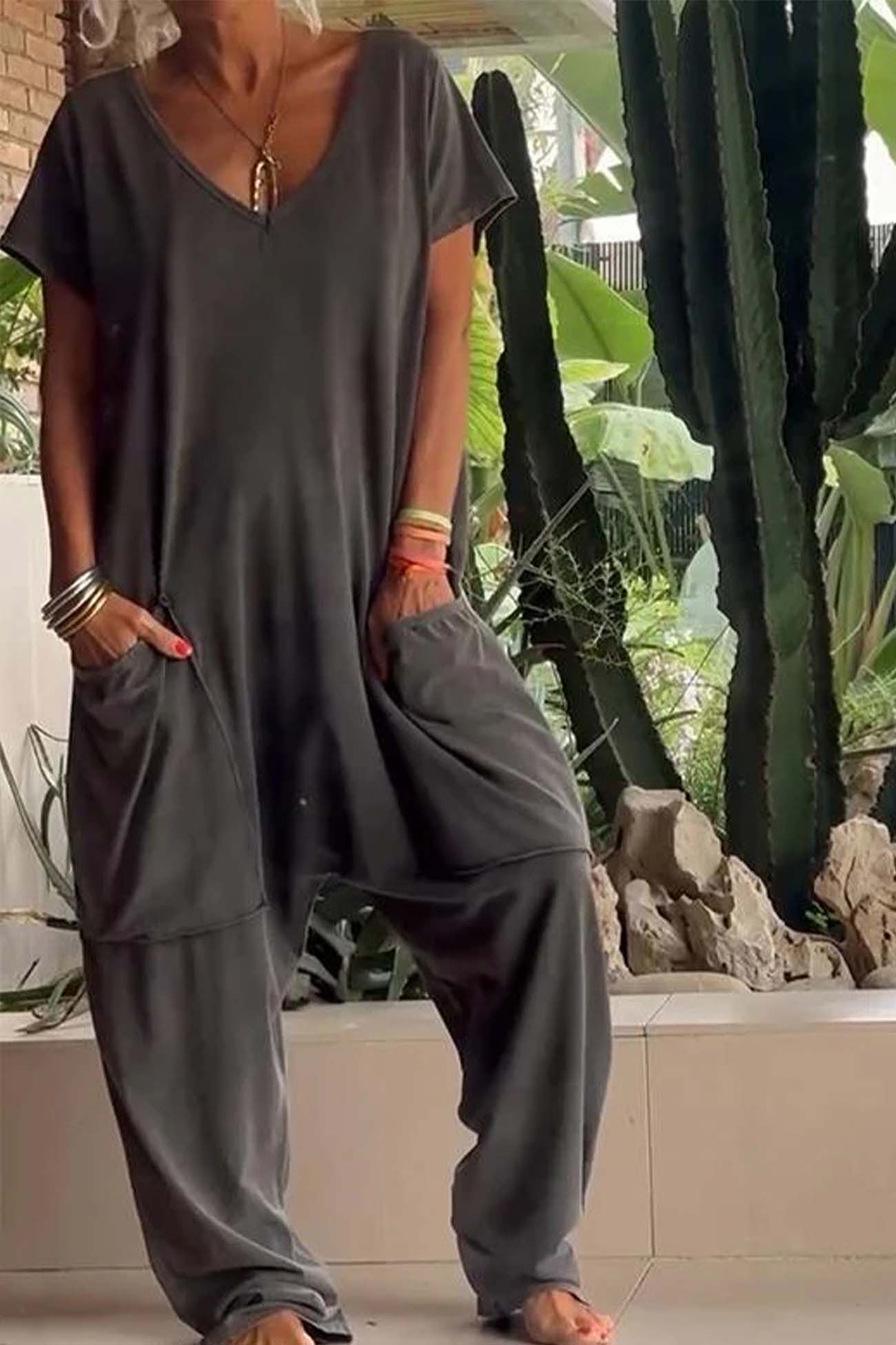 Breezy | V-Neck Loose Jumpsuit