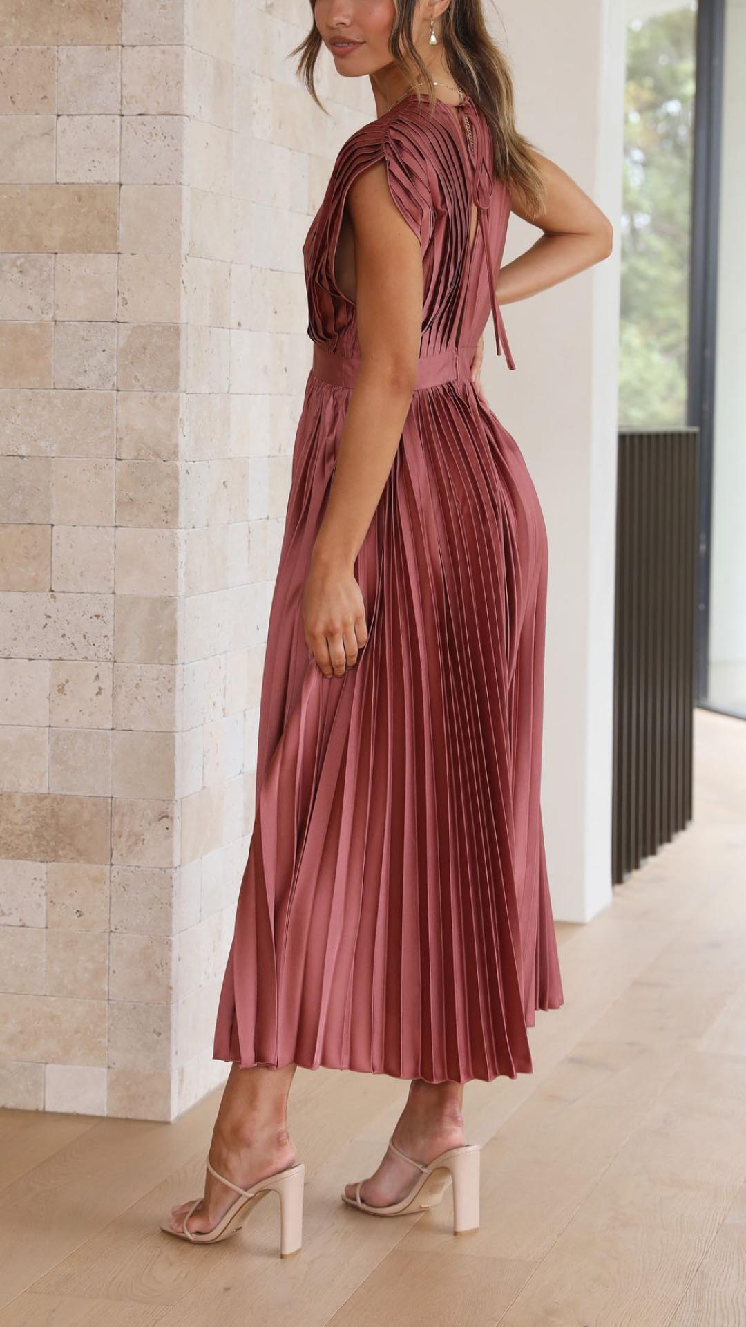 Godelieve | Draped V-Neck Pleated Maxi Dress