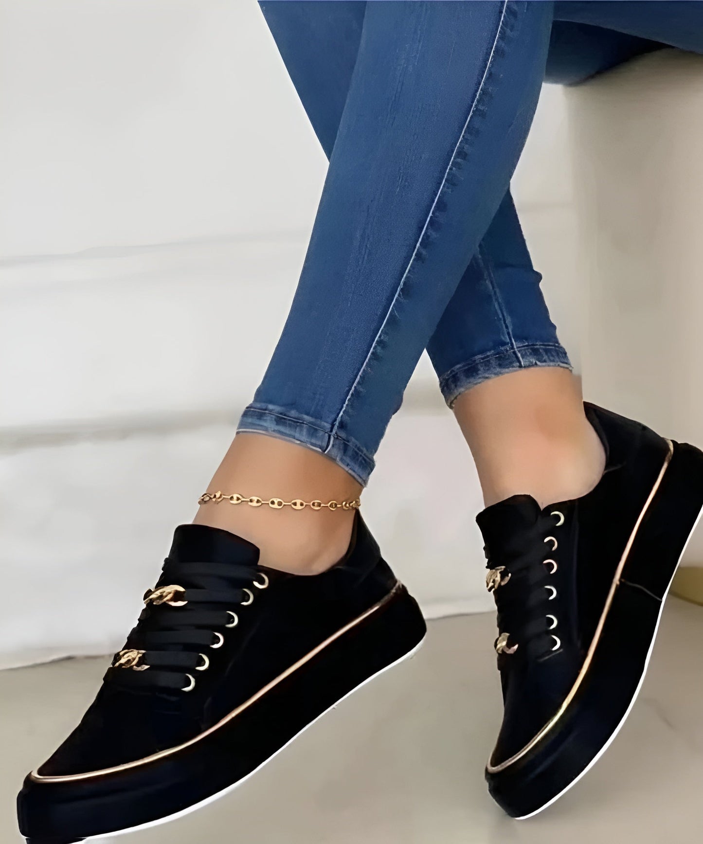 Linnea | Cushioned Gold-Accent Lace-Up Sneakers