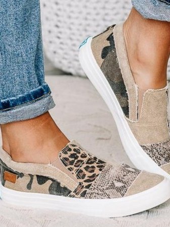 Corenza | Canvas Slip-On Sneakers