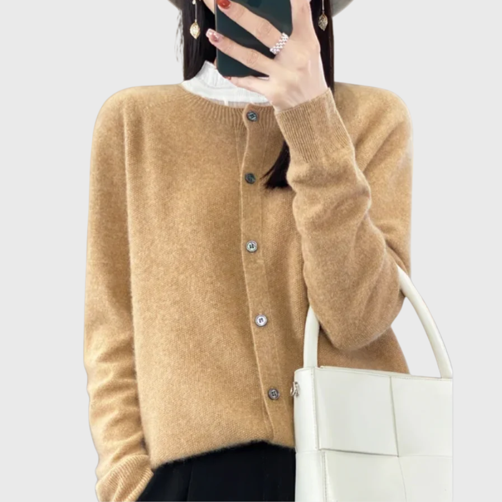 Clean cardigan shown in a fifth colourway
