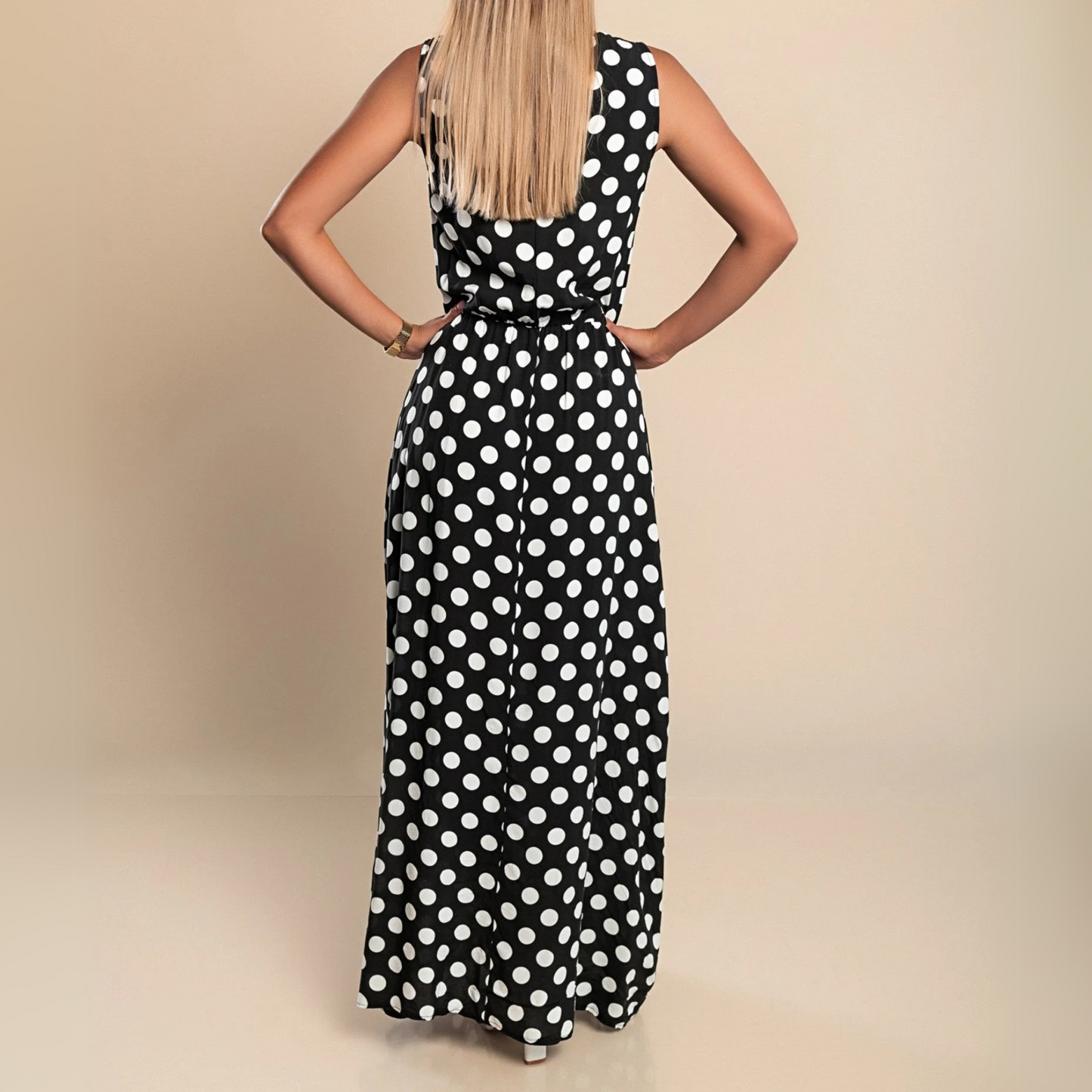 Philomena | Flowing Polka Dot Maxi Dress